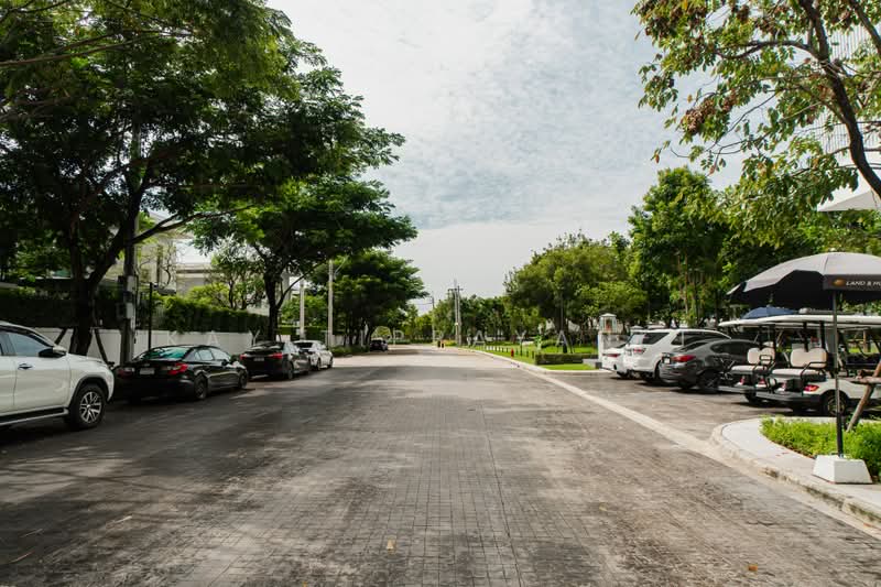 Mantana Bangna Km.15, Samut Prakan, 456 Bangna-Trad Road Km.15, Bang Chalong, Bang Plee, Samut Prakan, 4 Bedrooms, 240 sqm, Single Detached House For Sale, by Kay Tippayanet, 500434721 - DDproperty.com