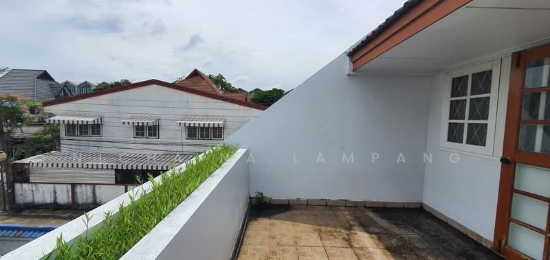 3-BR House, Bangkok, Bang Chak, Phra Khanong, Bangkok, 3 Bedrooms, 200 sqm, Single Detached House For Sale, by Nicha Na Lampang, 500434738 - DDproperty.com