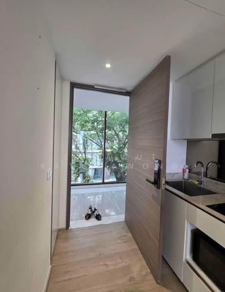 Fynn Asoke, Bangkok, 28 Sukhumvit 10 Alley, Khlong Toei, Bangkok, 1 Bedroom, 35 sqm, Condo For Rent, by Sarawut Ratchawong, 500434760 - DDproperty.com