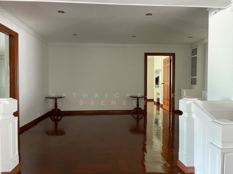Shiva Tower, Bangkok, Sukhumvit Soi 15, Khlongtoei Nua, Watthana, Bangkok, 3 Bedrooms, 320 sqm, Condo For Rent, by Hathaichanok Saenset, 500434764 - DDproperty.com