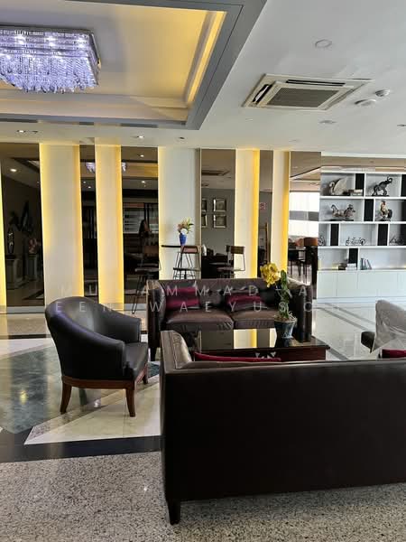 Witthayu Complex, Bangkok, 1673 New Petchaburi Road, Makkasan, Ratchathewi, Bangkok, 2 Bedrooms, 100 sqm, Condo For Rent, by Muhammad-ameen Waeyusoh, 500434823 - DDproperty.com