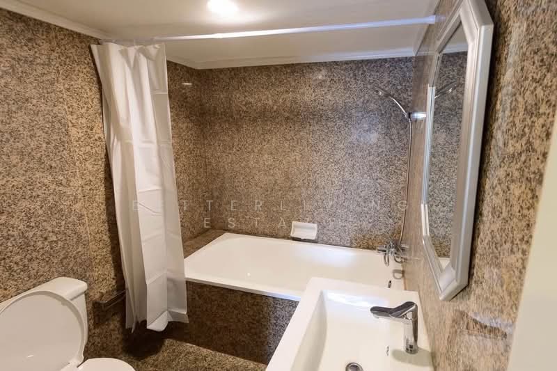Baan Suanpetch, Bangkok, 18 Soi Sukhumvit 39, Khlong Tan Nua, Watthana, Bangkok, 3 Bedrooms, 137 sqm, Condo For Rent, by BetterLiving Estate, 500434853 - DDproperty.com