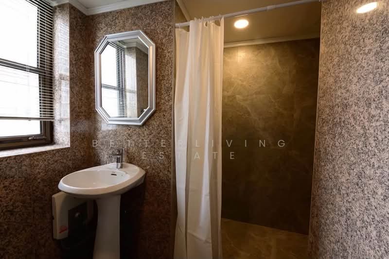 Baan Suanpetch, Bangkok, 18 Soi Sukhumvit 39, Khlong Tan Nua, Watthana, Bangkok, 3 Bedrooms, 137 sqm, Condo For Rent, by BetterLiving Estate, 500434853 - DDproperty.com