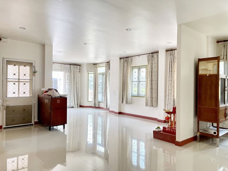 Vararom Prachauthit 98, Bangkok, Soi Pracha Uthit 98, Pracha Uthit Road, Thung Khru, Bangkok, 3 Bedrooms, 190 sqm, Single Detached House For Sale, by ธนัทนนต์ นัทธ์ทัตธนันท์ (นัท), 500434938 - DDproperty.com