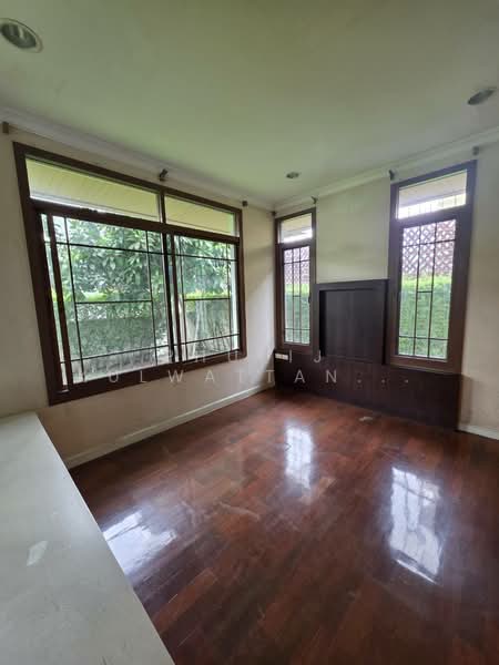Narasiri Phatthanakan-Srinakarin,Bangkok, Bangkok, ศรีนครินทร์, Suan Luang, Bangkok, 5 Bedrooms, 600 sqm, Single Detached House For Sale, by Phukij Kulwattanayothin, 500434995 - DDproperty.com