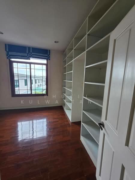 Narasiri Phatthanakan-Srinakarin,Bangkok, Bangkok, ศรีนครินทร์, Suan Luang, Bangkok, 5 Bedrooms, 600 sqm, Single Detached House For Sale, by Phukij Kulwattanayothin, 500434995 - DDproperty.com
