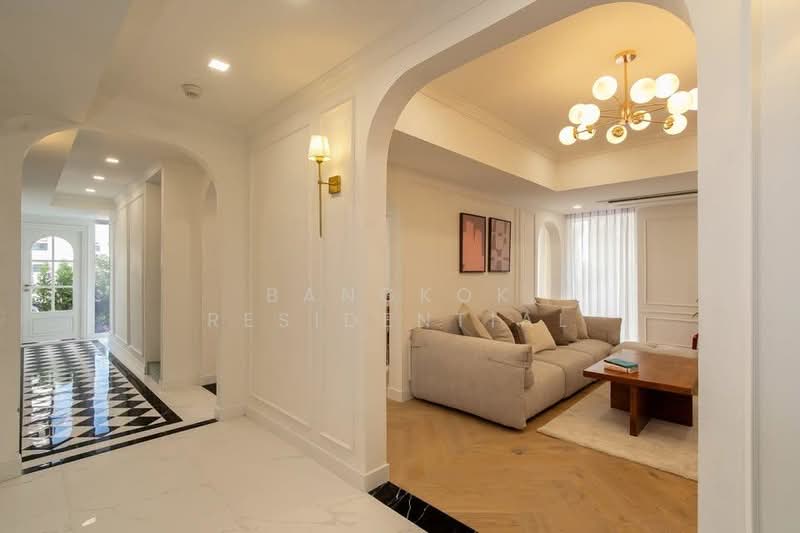 Supalai Place Sukhumvit 39, Bangkok, 175-179 Soi Sukhumvit 39 Sukhumvit Road, Khlong Tan Nua, Watthana, Bangkok, 4 Bedrooms, 338 sqm, Condo For Sale, by Bangkok Residential, 500435006 - DDproperty.com