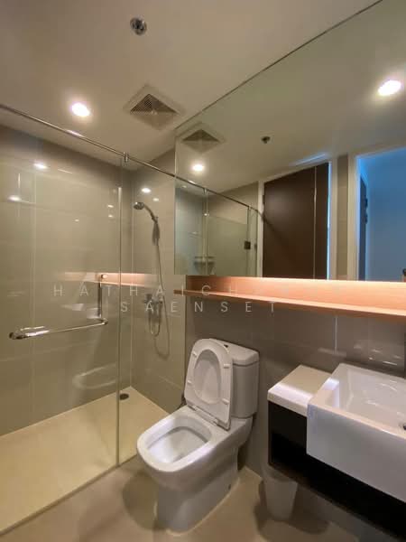 15 Sukhumvit Residences, Bangkok, Soi Sukhumvit 15, Khlongtoei Nua, Watthana, Bangkok, 2 Bedrooms, 89 sqm, Condo For Rent, by Hathaichanok Saenset, 500435054 - DDproperty.com