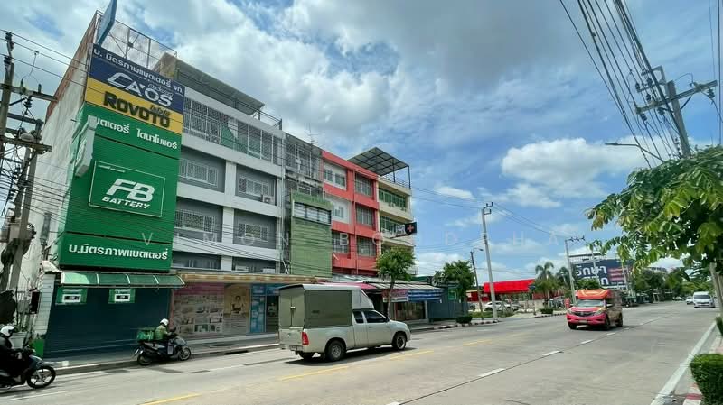 อาคารพาณิชย์ ทําเลทอง ติดถนนใหญ่, Bangkok, Lat Phrao, Bangkok, , 300 sqm, Shophouse For Sale, by Vimon Boodpha, 500435082 - DDproperty.com