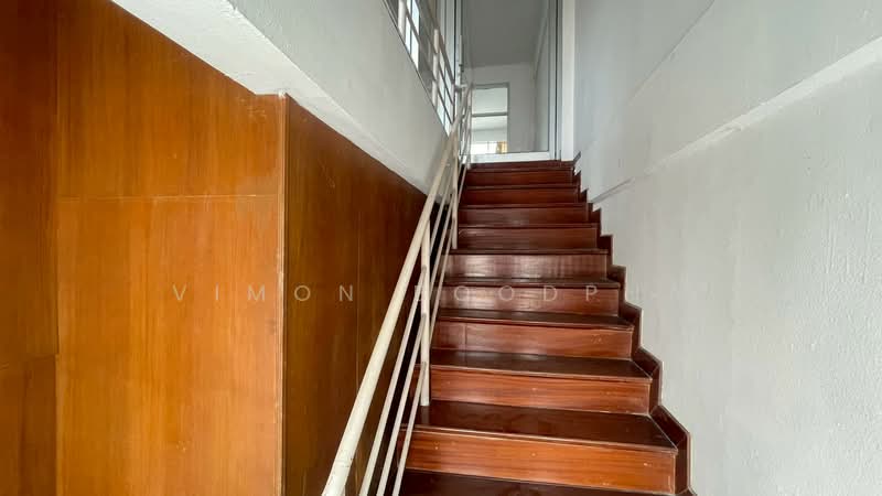 อาคารพาณิชย์ ทําเลทอง ติดถนนใหญ่, Bangkok, Lat Phrao, Bangkok, , 300 sqm, Shophouse For Sale, by Vimon Boodpha, 500435082 - DDproperty.com