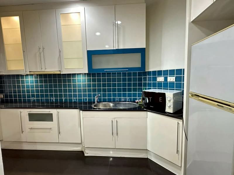Silom Grand Terrace, Bangkok, Soi Saladaeng 2, Saladaeng Road, Silom, Bang Rak, Bangkok, 2 Bedrooms, 84 sqm, Condo For Rent, by Pinyada Hantewee, 500435131 - DDproperty.com