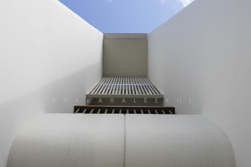2-BR Townhouse, Bangkok, Bang Chak, Phra Khanong, Bangkok, 2 Bedrooms, 177 sqm, Townhouse For Sale, by Pemika Aukkaraleekul, 500435182 - DDproperty.com