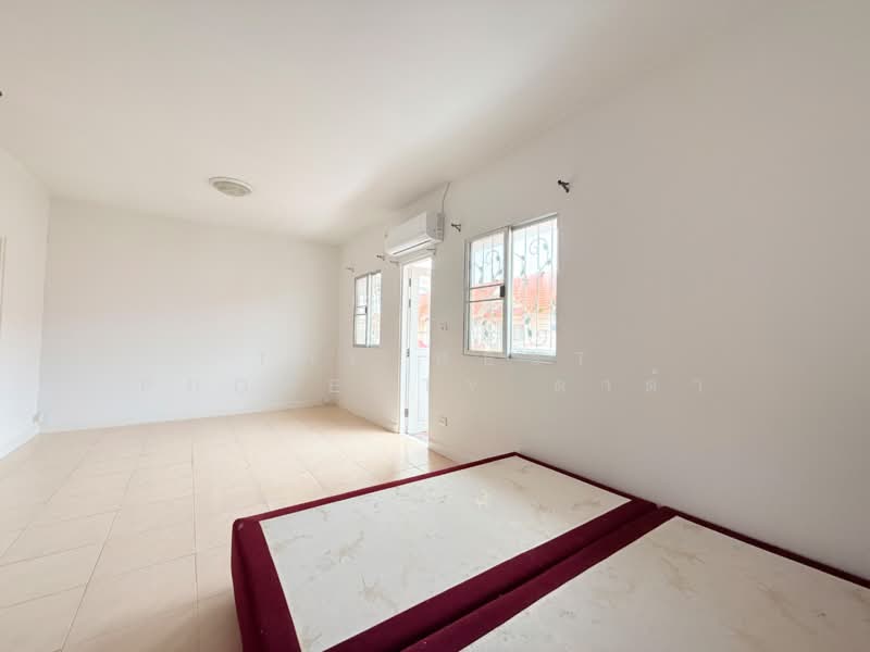 กานดา บ้านริมคลอง 3, Samut Sakhon, Phanthai Norasing, Muang Samut Sakhon, Samut Sakhon, 4 Bedrooms, 100 sqm, Townhouse For Sale, by The Best Property ดาด้า, 500435222 - DDproperty.com