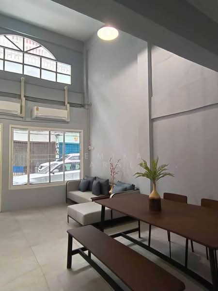 บ้านแฝด 2-ห้องนอน, กรุงเทพ, บางหว้า, ภาษีเจริญ, กรุงเทพ, 180 ตร.ม., บ้านแฝด ขาย, โดย Pemika Aukkaraleekul, 500435226 - DDproperty.com