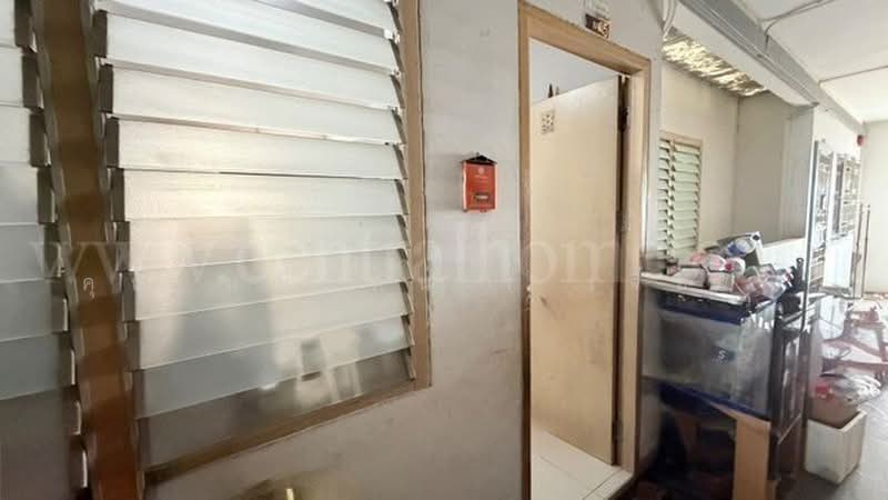 Baan Ua-Athorn Bueng Kum, Bangkok, Khlong Kum, Bueng Kum, Bangkok, 1 Bedroom, 33 sqm, Condo For Sale, by คุณ มณีรัตน์ ( เจี๊ยบ ), 500435227 - DDproperty.com