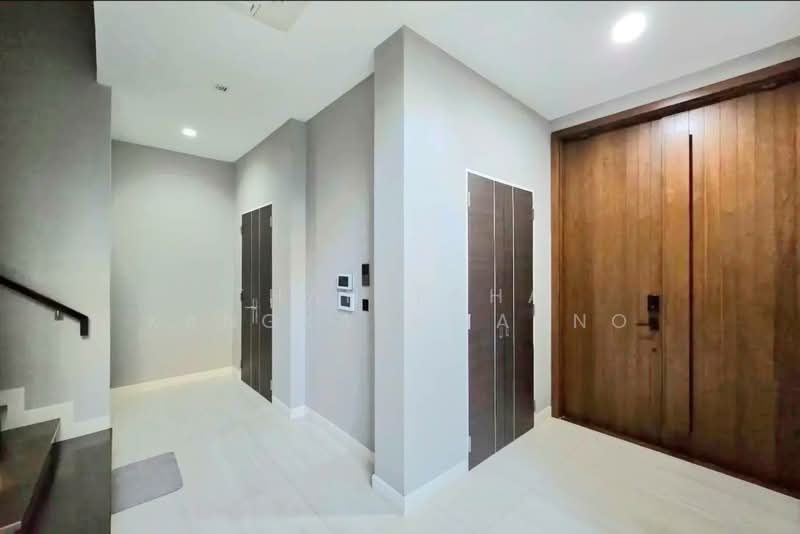 The Gentry Phatthanakan 2, Bangkok, Phatthanakan 32, Suan Luang, Bangkok, 4 Bedrooms, 440 sqm, Single Detached House For Rent, by Thanitcha Kangkasuwanno, 500435233 - DDproperty.com