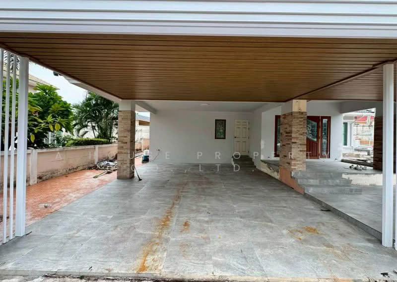 Detached house in Chonburi, Maneerin Bangsaen project, Chon Buri (Pattaya), Ban Pik, Muang Chon Buri, Chon Buri (Pattaya), 5 Bedrooms, 456 sqm, Single Detached House For Sale, by A House Property Co.,Ltd., 500435238 - DDproperty.com