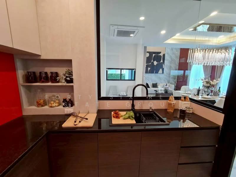 The Master Ratchapruek-Maha Chesadabodindranusorn Bridge, Nonthaburi, Yotha Thikan Road, Bang Krang, Muang Nonthaburi, Nonthaburi, 4 Bedrooms, 300 sqm, Single Detached House For Rent, by Forty-Six Real Estate Group, 500435266 - DDproperty.com