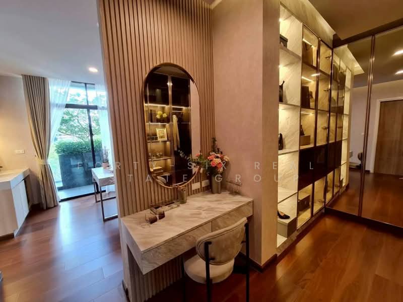 The Master Ratchapruek-Maha Chesadabodindranusorn Bridge, Nonthaburi, Yotha Thikan Road, Bang Krang, Muang Nonthaburi, Nonthaburi, 4 Bedrooms, 300 sqm, Single Detached House For Rent, by Forty-Six Real Estate Group, 500435266 - DDproperty.com