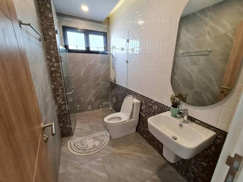 The Master Ratchapruek-Maha Chesadabodindranusorn Bridge, Nonthaburi, Yotha Thikan Road, Bang Krang, Muang Nonthaburi, Nonthaburi, 4 Bedrooms, 300 sqm, Single Detached House For Rent, by Forty-Six Real Estate Group, 500435266 - DDproperty.com
