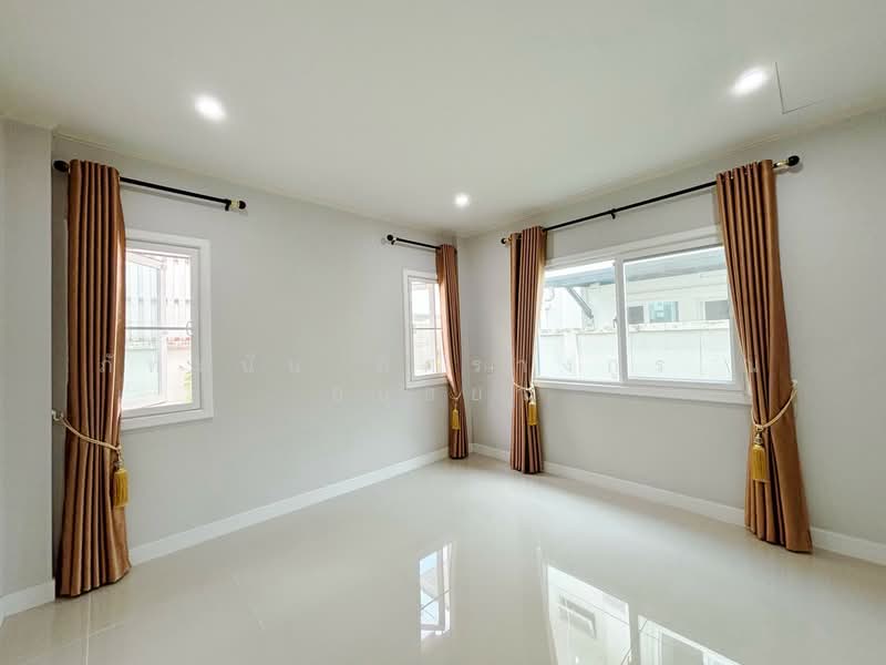 Supalai Garden Ville Rangsit-Klong 2, Pathum Thani, Rangsit-Nakhon Nayok Road, Prachathipat, Thanyaburi, Pathum Thani, 4 Bedrooms, 248 sqm, Single Detached House For Rent, by ภัทรนัน อิศรางกูร ณ อยุธยา, 500435286 - DDproperty.com