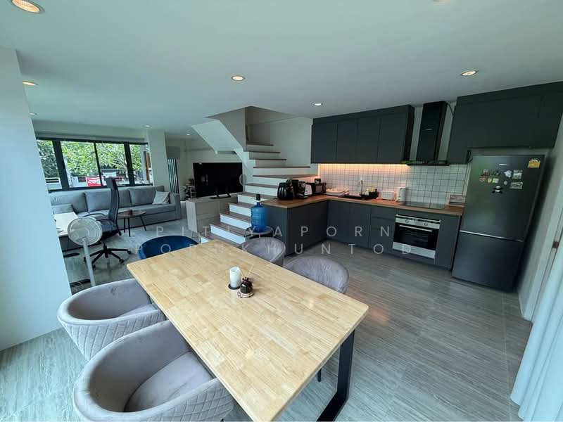 East Bangtao Ville, Phuket, 4 Thep Krasatti, Thep Krasattri, Thalang, Phuket, 2 Bedrooms, 131 sqm, Townhouse For Sale, by Pitiyaporn Pornkhuntod, 500435300 - DDproperty.com