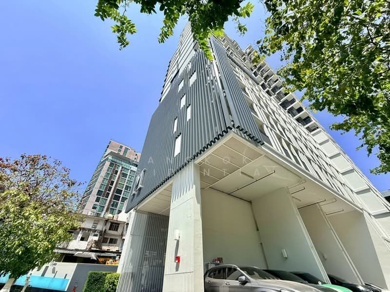 M Thonglor 10, Bangkok, 9 Soi Ekkamai 12, Ekkamai Road, Khlong Tan Nua, Watthana, Bangkok, 3 Bedrooms, 166 sqm, Condo For Sale, by Bangkok Residential, 500435309 - DDproperty.com