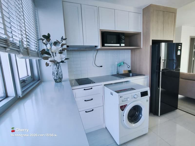 Life Ratchadapisek, Bangkok, 279 Ratchadapisaek Road, Huai Khwang, Bangkok, 2 Bedrooms, 65 sqm, Condo For Rent, by Tamita Kongsoithong, 500435323 - DDproperty.com