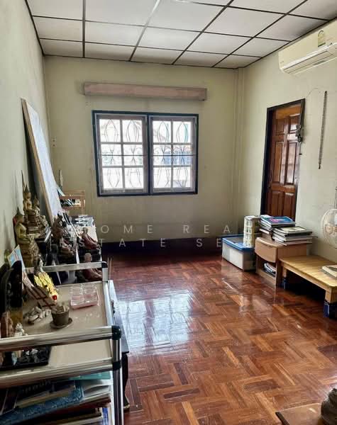 หมู่บ้านรุ่งเจริญ ซอยวชิรธรรมสาธิต 21, Bangkok, Bang Chak, Phra Khanong, Bangkok, 6 Bedrooms, 200 sqm, Single Detached House For Sale, by HOME Real Estate Service, 500435325 - DDproperty.com
