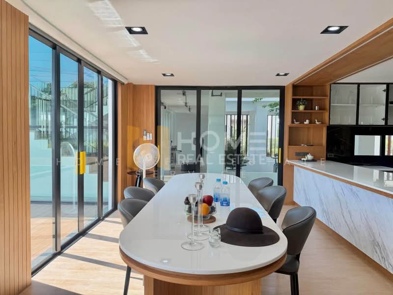 Panya Resort, Chon Buri (Pattaya), Bang Phra, Si Racha, Chon Buri (Pattaya), 3 Bedrooms, 460 sqm, Single Detached House For Sale, by HOME Real Estate Service, 500435354 - DDproperty.com