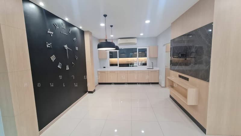 The Connect Donmuang-Viphavadi, Bangkok, Liap Khoo Nai Kim Sai 1 Road, Si Khan, Don Mueang, Bangkok, 6 Bedrooms, 285 sqm, Townhouse For Sale, by คุณลี, 500435358 - DDproperty.com