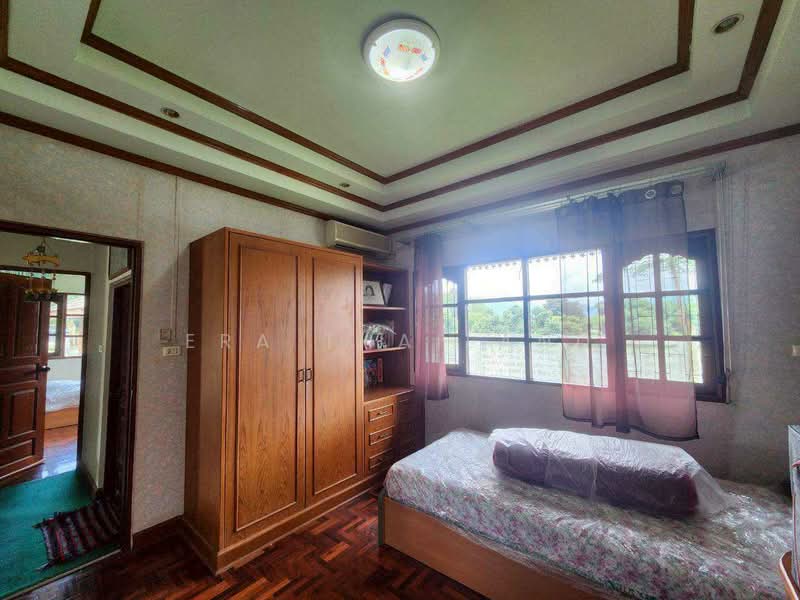 ขายบ้าน 4ห้องนอน 3 ห้องน้ำ พร้อมที่ดินผืนใหญ่ 10 ไร่ อ.พร้าว จ.เชียงใหม่, Chiang Mai, Khuan Phak, Phrao, Chiang Mai, 4 Bedrooms, 300 sqm, Single Detached House For Sale, by ERA Thailand, 500435385 - DDproperty.com