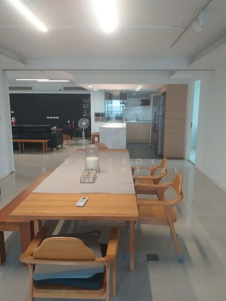 Liberty Park 1, Bangkok, 170 Soi Sukhumvit 23, Khlongtoei Nua, Watthana, Bangkok, 3 Bedrooms, 240 sqm, Condo For Sale, by Bangkok Residential, 500435390 - DDproperty.com