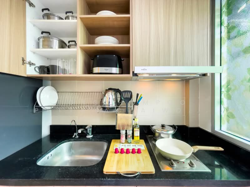 HIVE Taksin, Bangkok, 18 1 Soi, Khlong Ton Sai, Khlong San, Bangkok, 2 Bedrooms, 70 sqm, Condo For Rent, by Tongchompoo Pattanachaiwongkoon, 500435391 - DDproperty.com