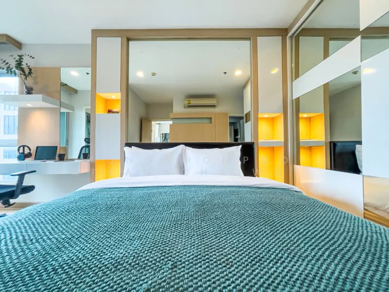 HIVE Taksin, Bangkok, 18 1 Soi, Khlong Ton Sai, Khlong San, Bangkok, 2 Bedrooms, 70 sqm, Condo For Rent, by Tongchompoo Pattanachaiwongkoon, 500435391 - DDproperty.com