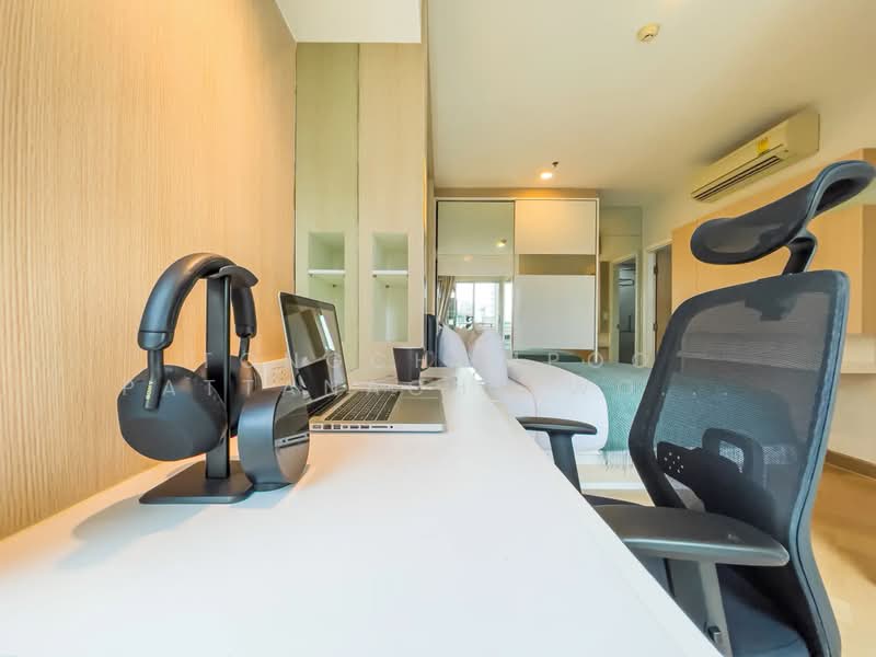 HIVE Taksin, Bangkok, 18 1 Soi, Khlong Ton Sai, Khlong San, Bangkok, 2 Bedrooms, 70 sqm, Condo For Rent, by Tongchompoo Pattanachaiwongkoon, 500435391 - DDproperty.com