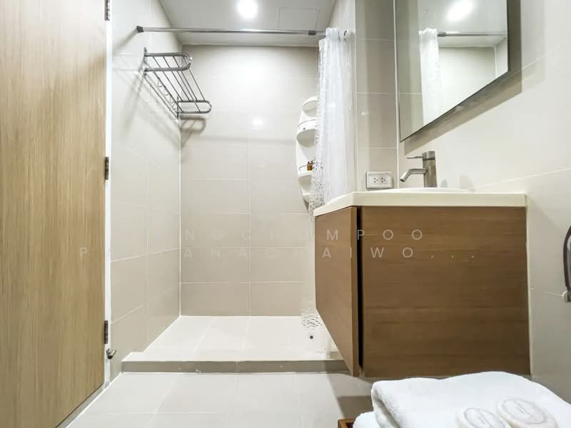 HIVE Taksin : ไฮฟ์ ตากสิน, กรุงเทพ, 18 1 ซอย, คลองต้นไทร, คลองสาน, กรุงเทพ, 70 ตร.ม., คอนโด ให้เช่า, โดย Tongchompoo Pattanachaiwongkoon, 500435391 - DDproperty.com