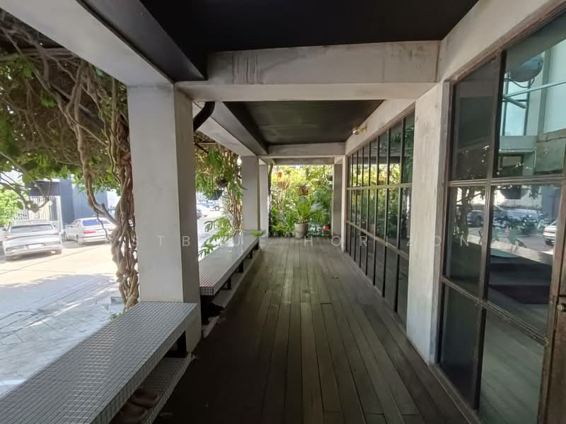 Home Office Town in town, กรุงเทพ, พลับพลา, วังทองหลาง, กรุงเทพ, 1,200 ตร.ม., ตึกแถว-อาคารพาณิชย์ ขาย, โดย Eastblue Horizon, 500435395 - DDproperty.com