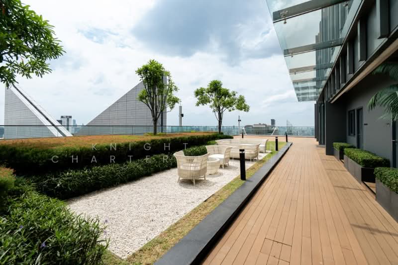 Q1 Sukhumvit, Bangkok, 1 Sukhumvit Road, Khlong Toei, Bangkok, 3 Bedrooms, 158 sqm, Condo For Rent, by Knight Frank Chartered (Thailand) Co.,Ltd, 500435410 - DDproperty.com