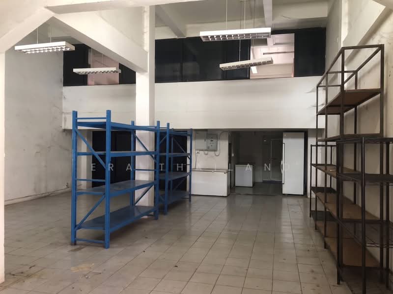 ขายตึก3ชั้น 2 คูหา ติดสี่แยกถนนชาญเวชกิจ, Phitsanulok, Nai Muang, Muang Phitsanulok, Phitsanulok, , 364 sqm, Shophouse For Sale, by ERA Thailand, 500435425 - DDproperty.com