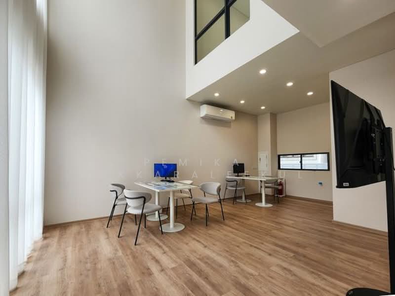 undefined, Bangkok, Bang Chak, Phra Khanong, Bangkok, 2 Bedrooms, 159 sqm, Townhouse For Sale, by Pemika Aukkaraleekul, 500435458 - DDproperty.com