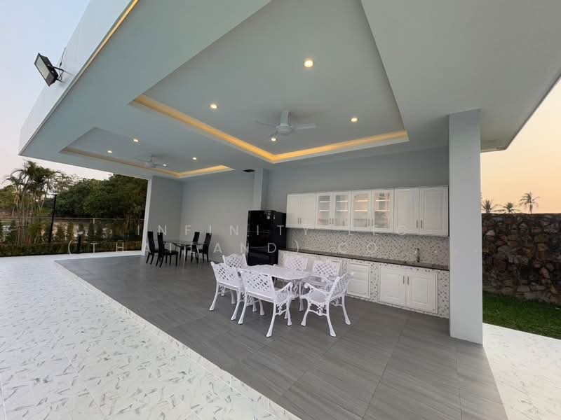 หนองปลาไหล บางละมุง, Chon Buri (Pattaya), Nong Pla Lai, Bang Lamung (Pattaya), Chon Buri (Pattaya), 6 Bedrooms, 700 sqm, Single Detached House For Sale, by Infinity EEC (Thailand) Co., Ltd., 500435473 - DDproperty.com