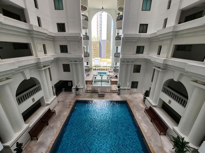 Royal Castle Sukhumvit, Bangkok, 30 Soi Sukhumvit 39, Khlongtoei Nua, Watthana, Bangkok, 4 Bedrooms, 265 sqm, Condo For Sale, by Bangkok Residential, 500435518 - DDproperty.com