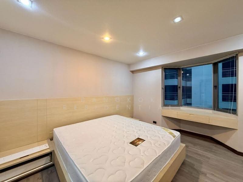 Royal Castle Sukhumvit : รอยัล คาสเซอร์ สุขุมวิท, กรุงเทพ, 30 ซอยสุขุมวิท 39, คลองเตยเหนือ, วัฒนา, กรุงเทพ, 265 ตร.ม., คอนโด ขาย, โดย Bangkok Residential, 500435518 - DDproperty.com