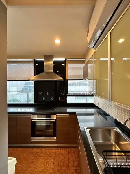 New House condominium, Bangkok, Ploenchit, Lumphini, Pathum Wan, Bangkok, 2 Bedrooms, 135 sqm, Condo For Rent, by Foreign Hub Estate, 500435526 - DDproperty.com