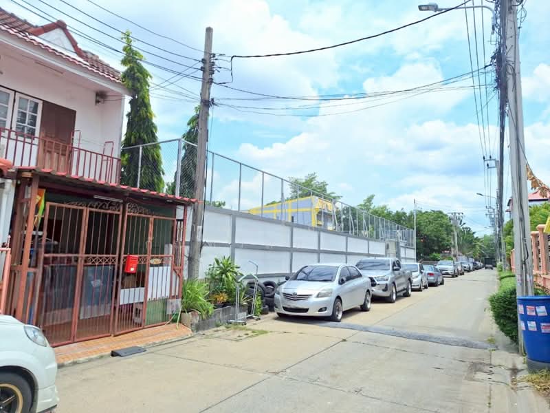 ขาย ทาวน์เฮ้าส์ ซอย สถิตยุทธการ 4 ติวานนท์ 48, Nonthaburi, Tha-Sai, Muang Nonthaburi, Nonthaburi, 2 Bedrooms, 80 sqm, Townhouse For Sale, by กรณวัสส์ กัณฑวัสส์วงส์, 500435612 - DDproperty.com
