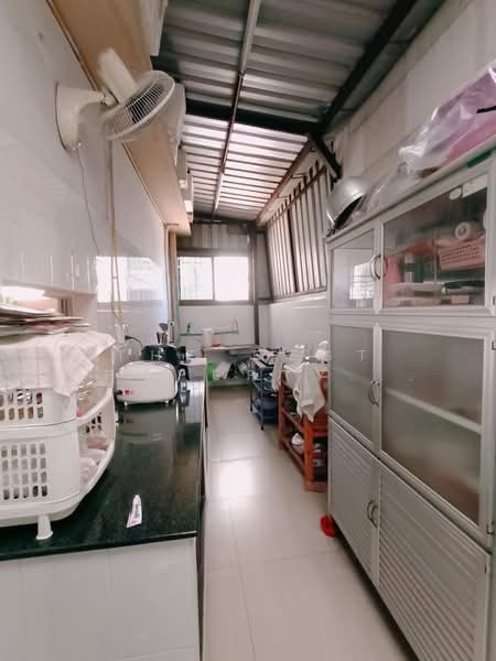อาคารพาณิชย์ท้ายบ้าน สมุทรปราการ, สมุทรปราการ, ท้ายบ้าน, เมืองสมุทรปราการ, สมุทรปราการ, 2,000 ตร.ม., ตึกแถว-อาคารพาณิชย์ ขาย, โดย The Best Property อ้วน, 500435691 - DDproperty.com
