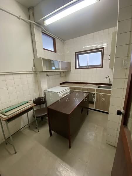 Tippy Court, Bangkok, 19 Sukhumvit 35 Alley, Khlongtoei Nua, Watthana, Bangkok, 1 Bedroom, 35 sqm, Apartment For Rent, by Praewpakar Soontawong, 500435709 - DDproperty.com