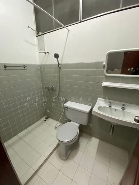 Tippy Court, Bangkok, 19 Sukhumvit 35 Alley, Khlongtoei Nua, Watthana, Bangkok, 1 Bedroom, 35 sqm, Apartment For Rent, by Praewpakar Soontawong, 500435709 - DDproperty.com