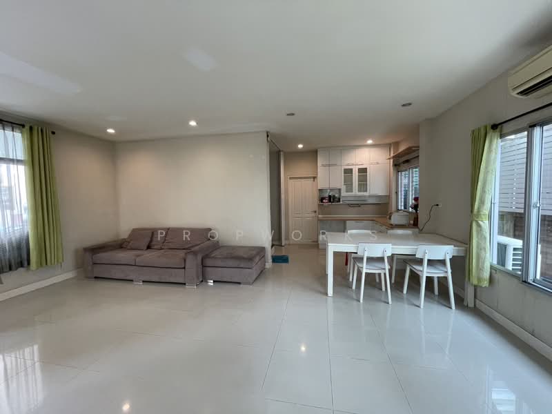 Promptpat Priva, Bangkok, Soi Hathai Rat 37, Sam Wa Tawan Tok, Khlong Sam Wa, Bangkok, 3 Bedrooms, 144 sqm, Single Detached House For Rent, by propworks, 500435724 - DDproperty.com
